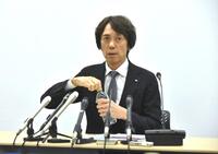 　会見に出席した大多亮社長＝２２日