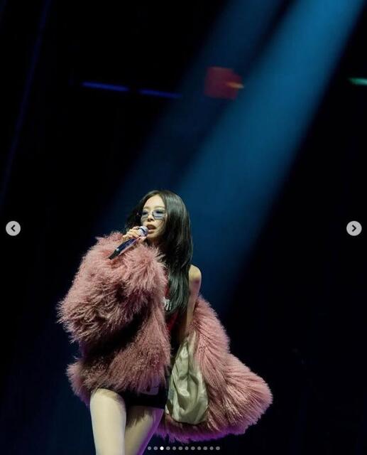 ＢＬＡＣＫＰＩＮＫジェニーの公式インスタグラム＠ｊｅｎｎｉｅｒｕｂｙｊａｎｅより「Ｒｕｂｙ　Ｅｘｐｅｒｉｅｎｃｅ」ニューヨーク公演より