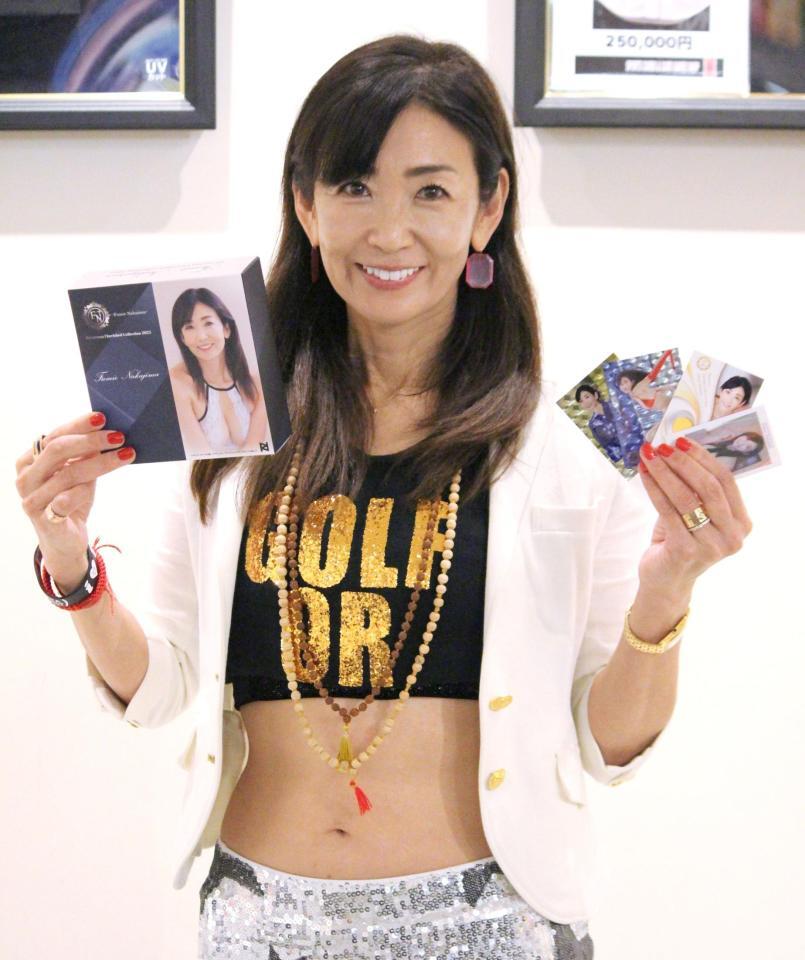 　笑顔を見せる中島史恵