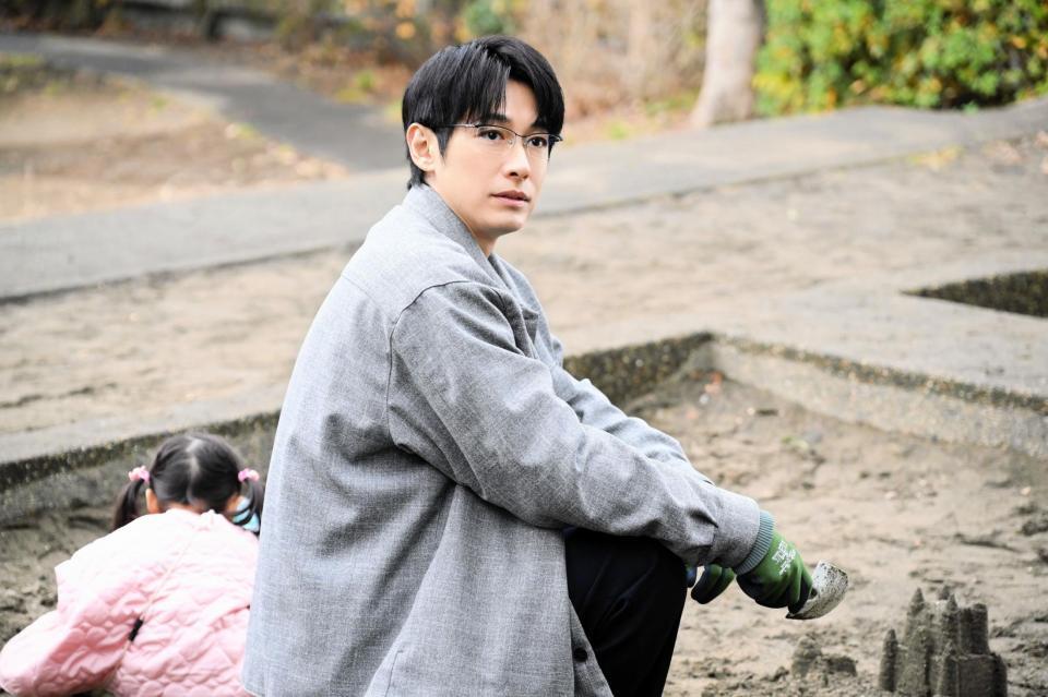 　ＴＢＳ「対岸の家事」より。ディーン・フジオカ演じる育休パパの中谷さん