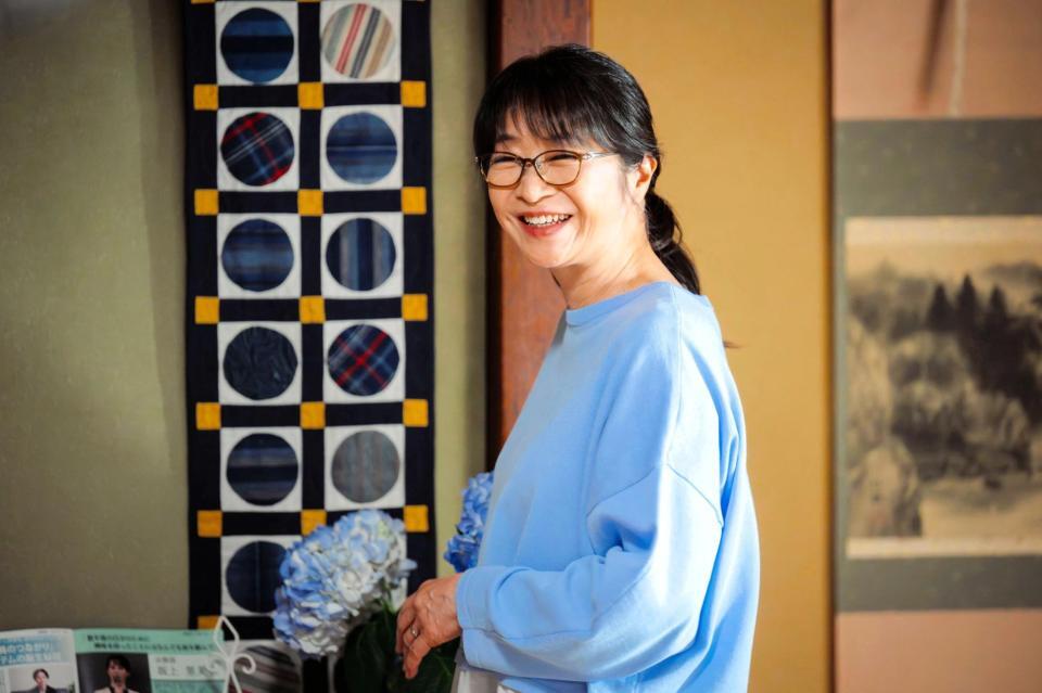 　美村里江演じる坂上里美の母役・田中美佐子 。ＴＢＳ「対岸の家事」より