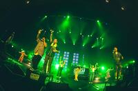 　パフォーマンスを行うベリーグッドマン