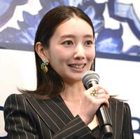 　「ドルチェ＆ガッバーナ　銀座　リニューアルオープンイベント」に登場した波瑠（撮影・堀内翔）