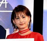 元フジアナウンサー内田恭子直筆サイン色紙 Yahoo!オークション - アナウンサー 内田恭子/久保純子 直筆