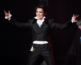 　ボー・ブランメルを演じる朝美絢（撮影・高部洋祐）