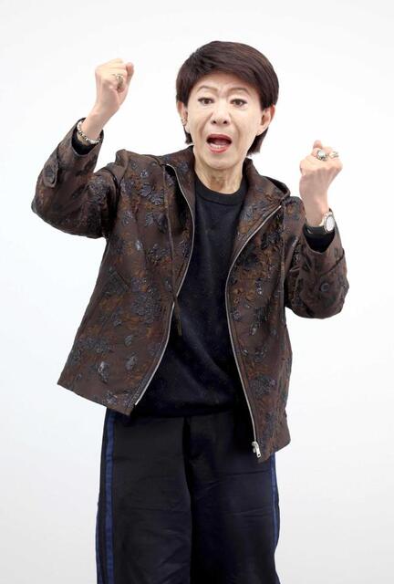 　元気な姿を見せた美川憲一（撮影・金田祐二）