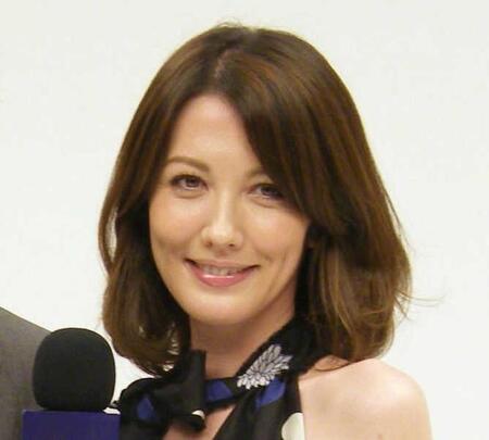　山本モナ＝２０２０年４月