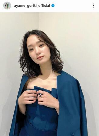 　剛力彩芽のインスタグラム＠ａｙａｍｅ＿ｇｏｒｉｋｉ＿ｏｆｆｉｃｉａｌ（１２月１２日付）より 