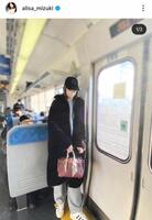 観月ありさのインスタグラム＠ａｌｉｓａ＿ｍｉｚｕｋｉ（１２月１５日付）より 