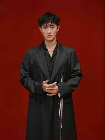 ミュージカル「タイムトラベラーズ・ワイフ」で主演するＳｎｏｗ　Ｍａｎ・岩本照