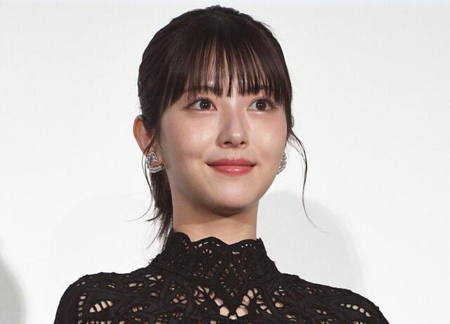 浜辺美波 変装せずに買い物で大パニック