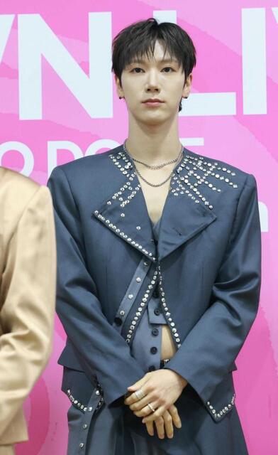 ＳＭエンタとの専属契約終了が発表されたＷａｙＶのテン（ＴＥＮ）＝２０２５年８月撮影