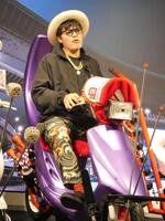 イベントに出席したバッドボーイズ・佐田正樹