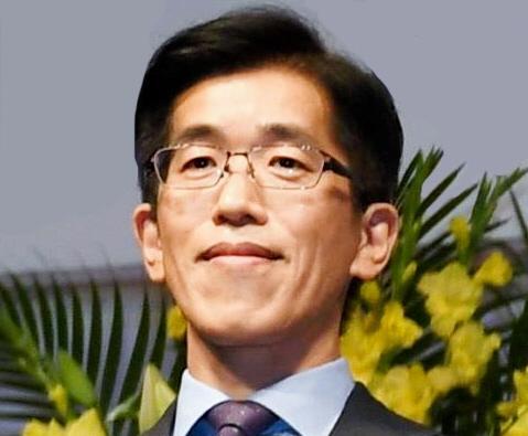 「将軍ってこんな感じ」元首相に感服