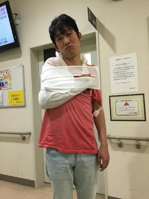 右上腕の骨折を報告した「ＮＯＮ　ＳＴＹＬＥ」石田明のブログより