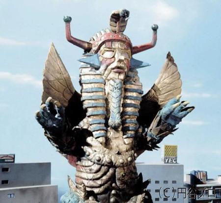 【スフィンクス】身長５８メートル、体重６万５千トン（Ｃ）円谷プロ
