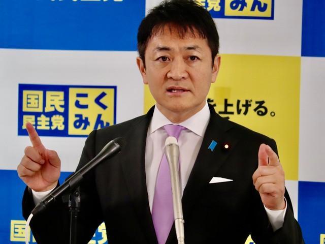 国会内で定例会見に臨んだ国民民主党の玉木雄一郎代表