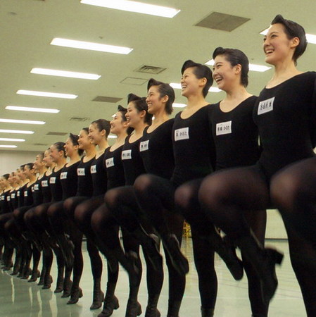 99期生ラインダンス稽古場披露(2012年4月7日)