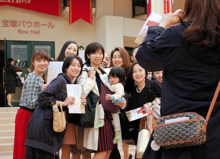 宝塚歌劇100周年式典 華麗なる来場者(2014年4月5日)