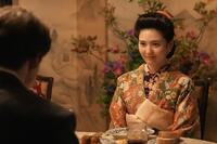 ヘブンを江藤家のディナーに招いて…。積極的なリヨ（北香那）