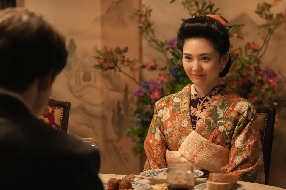 ヘブンを江藤家のディナーに招いて…。積極的なリヨ（北香那）