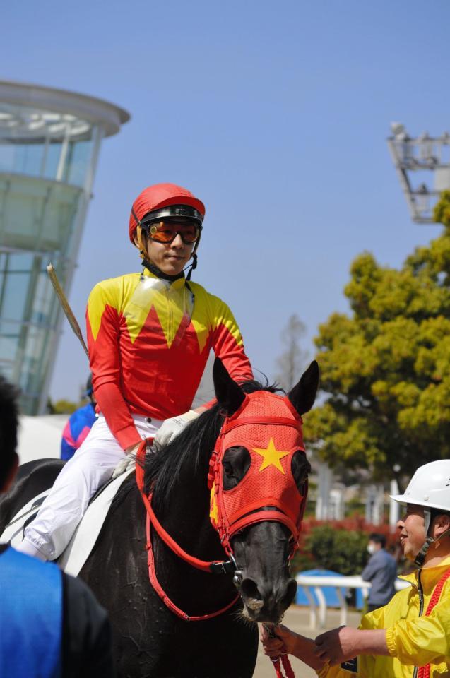本年度で騎手免許失効となり、最終騎乗となった中野省吾騎手