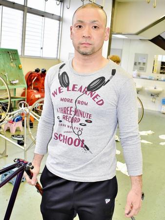 完全優勝へ夜の玉野を激走する篠原龍馬