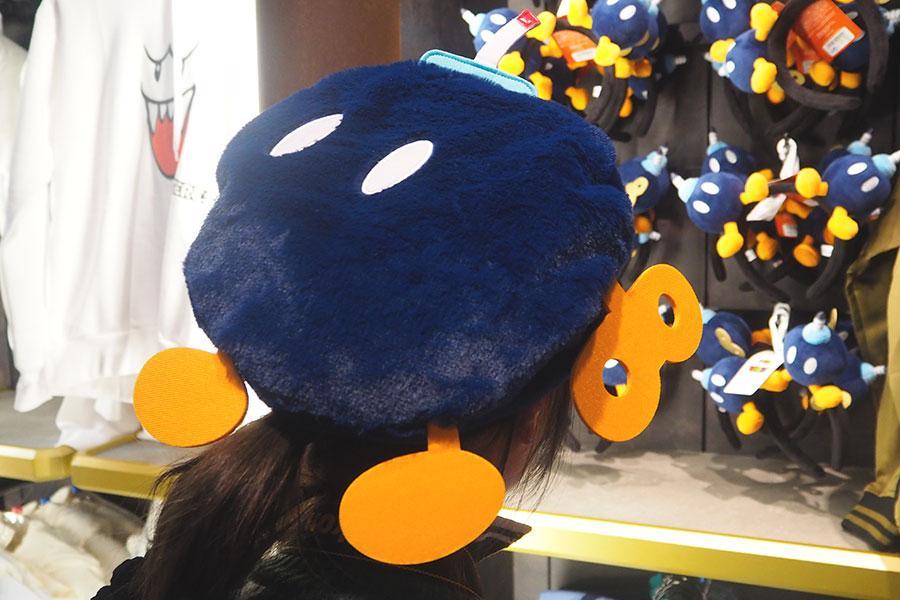 　ユニバーサル・スタジオ・ジャパンの「ボムへいのベレー帽」（４３００円）