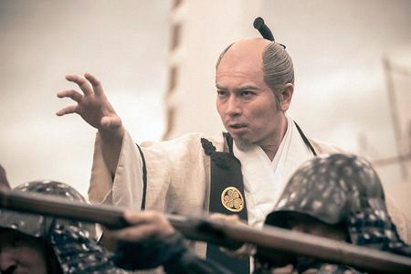 　自ら前線に立ち、豊臣との最終決戦に臨む徳川家康（松本潤）©ＮＨＫ