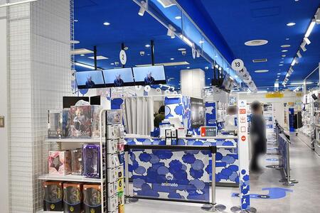 　グランドオープンした「アニメイト梅田」（４月２４日・大阪市内）