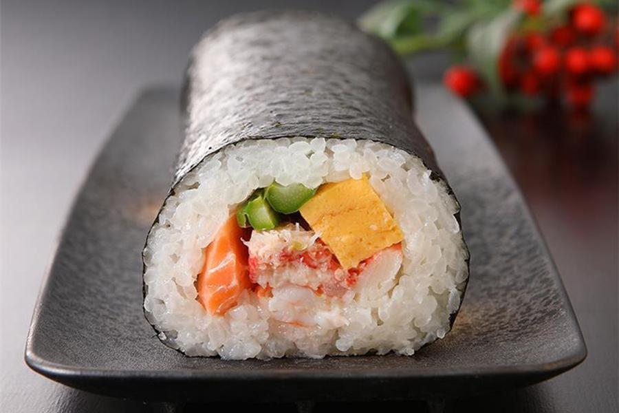 　「京の加悦寿司」の海鮮恵方巻（１本１３００円）は限定３００本。販売は２月２日～