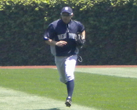 ケガから復帰後初のマルチ安打を記録したヤンキースのイチロー=シカゴ・リグレーフィールド