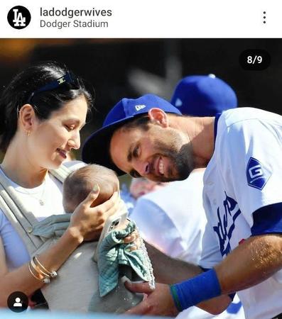 　ドジャース夫人会のインスタグラム＠ｌａｄｏｄｇｅｒｗｉｖｅｓより