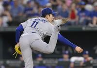 　先発した佐々木。６回を２安打２失点と好投したがメジャー初勝利はならなかった（共同）