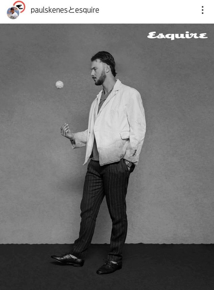 　雑誌の特集でモデルを務めたスキーンズ。本人のインスタグラム（ｐａｕｌｓｋｅｎｅｓ）より