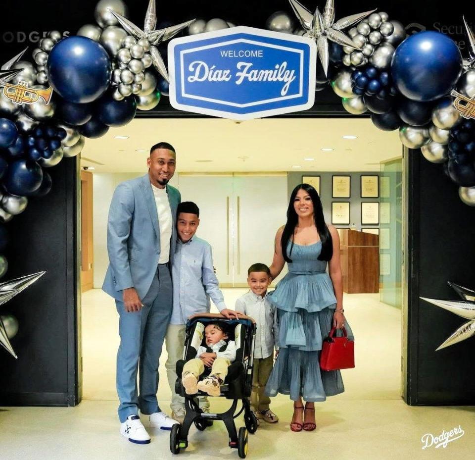 　クラブハウスの入り口に用意された歓迎のプレート（ロサンゼルス・ドジャース提供）