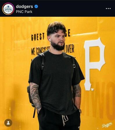 ドジャースのインスタグラム（＠ｄｏｄｇｅｒｓ）より