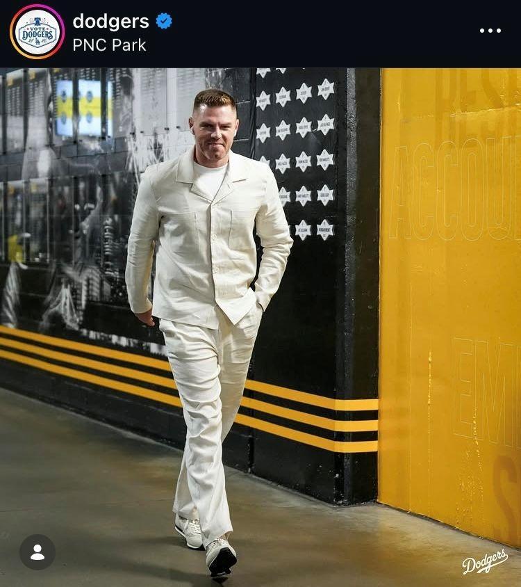 ドジャースのインスタグラム（＠ｄｏｄｇｅｒｓ）より