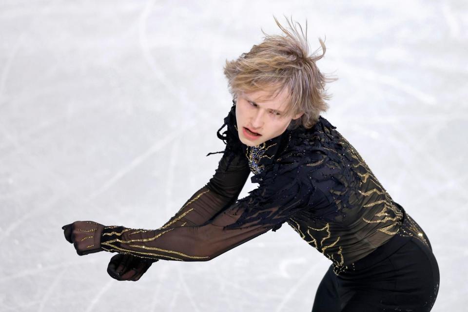 男子フリー　演技するイリア・マリニン＝ミラノ（共同）