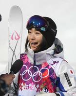 納得の滑りに笑顔がはじける上村愛子(撮影・飯室逸平)