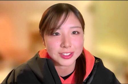 　１１月２７日にオンラインで取材に応じた三木つばき