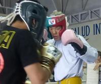 兄・大毅とマスボクシングを行う亀田和毅(亀田ジム提供)