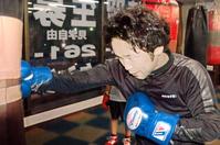 引退試合に備え練習する中広