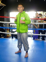 練習を公開した高山