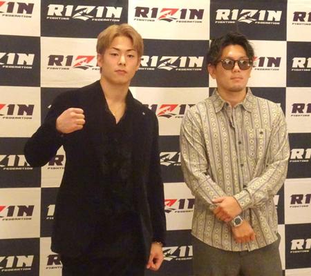 　大みそかの「ＲＩＺＩＮ．４５］で皇治（右）と対戦する三浦孝太