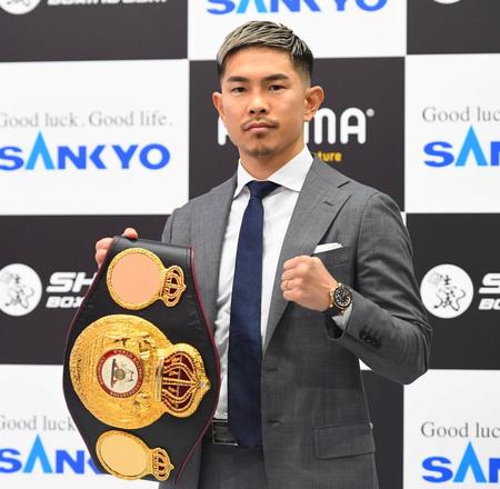 　ＷＢＡ世界Ｓフライ級タイトルマッチ、ホスベル・ロペス戦が決まった井岡一翔（撮影・三好信也）