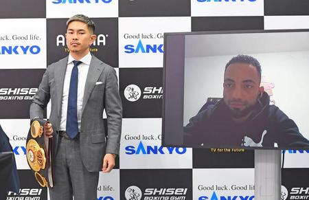 　ＷＢＡ世界Ｓフライ級タイトルマッチ、ホスベル・ロペス戦が決まった井岡一翔（撮影・三好信也）