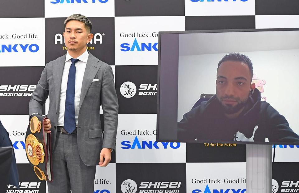 　ＷＢＡ世界Ｓフライ級タイトルマッチ、ホスベル・ロペス戦が決まった井岡一翔（撮影・三好信也）