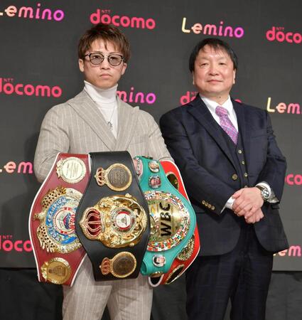 　世界戦に向け会見を行った（左から）井上尚弥、大橋ジム・大橋秀行会長（撮影・持木克友）