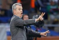 2010年のW杯南アフリカ大会でメキシコを率いたアギーレ監督(ロイター=共同)